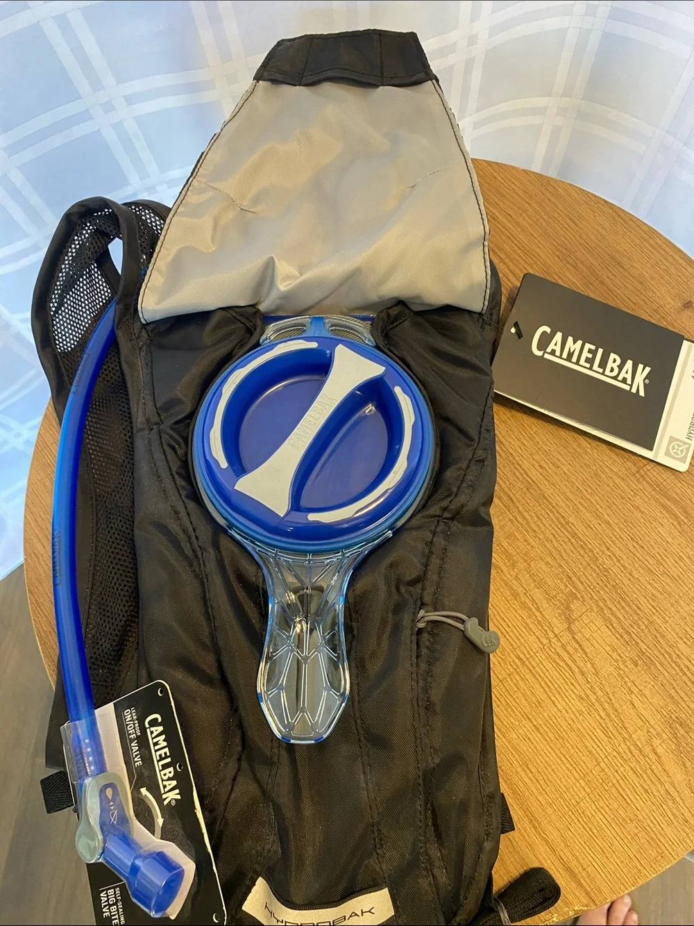 CamelBak Hydrobak Black Hydration Backpack with Blue Tube Big Bite Valve NWT